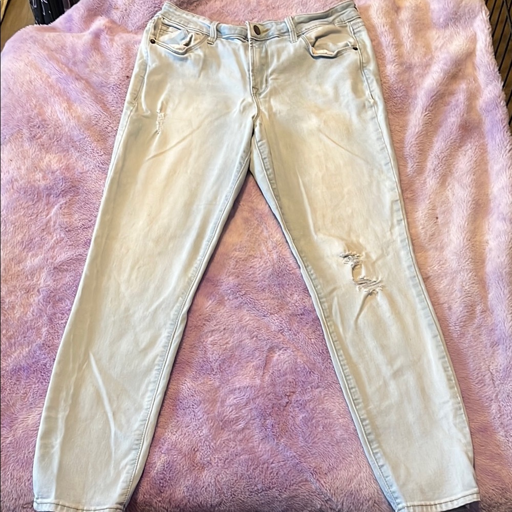Light Blue Distressed Women's Jeans